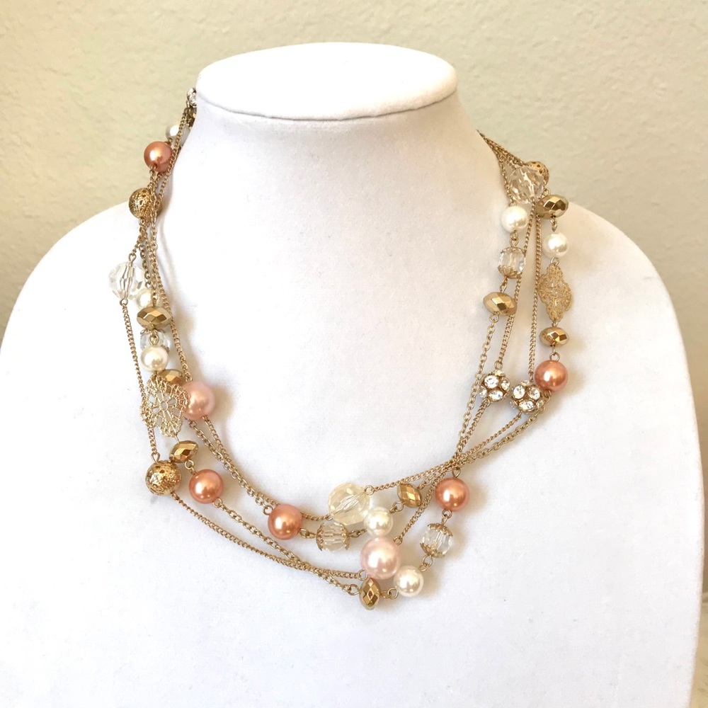 LUXURY PEARL NECKLACE